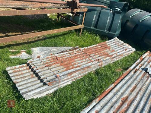 APPROX 20 CORRUGATED ROOF SHEETS