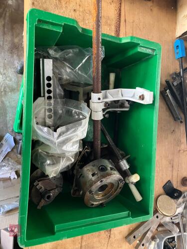 LATHE CHUCKS AND PARTS