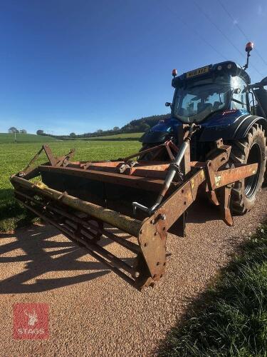 MASSEY FERGUSON 3M CHISEL PLOUGH (S/R)