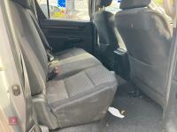 2016 TOYOTA HILUX 2.4L PICK UP - 10