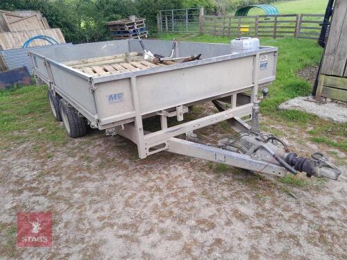 M E FLATBED TRAILER
