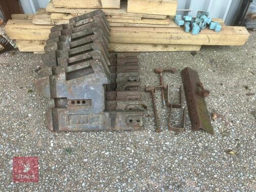 8 X 40KG MASSEY FERGUSON TRACTOR WEIGHTS