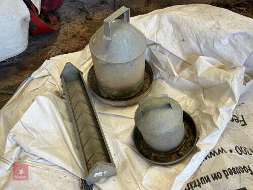 2 GALVANISED POULTRY DRINKERS & TROUGH