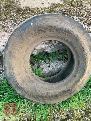 9.00-16 VREDESTEIN TRACTOR FRONT TYRE