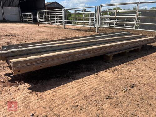APPROX 23 CRASH BARRIERS