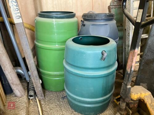3 PLASTIC WATER BUTTS