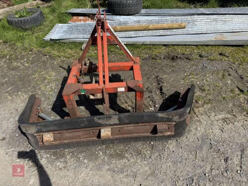 BROWNS YARD SCRAPER