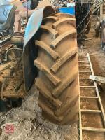 FORDSON SUPER MAJOR TRACTOR - 6