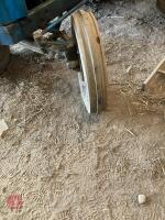FORDSON SUPER MAJOR TRACTOR - 14