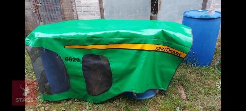 JOHN DEERE 20/30 SERIES BONNET COVER