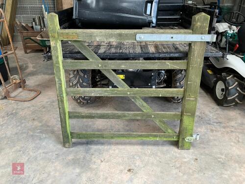 WOODEN 4' GATE