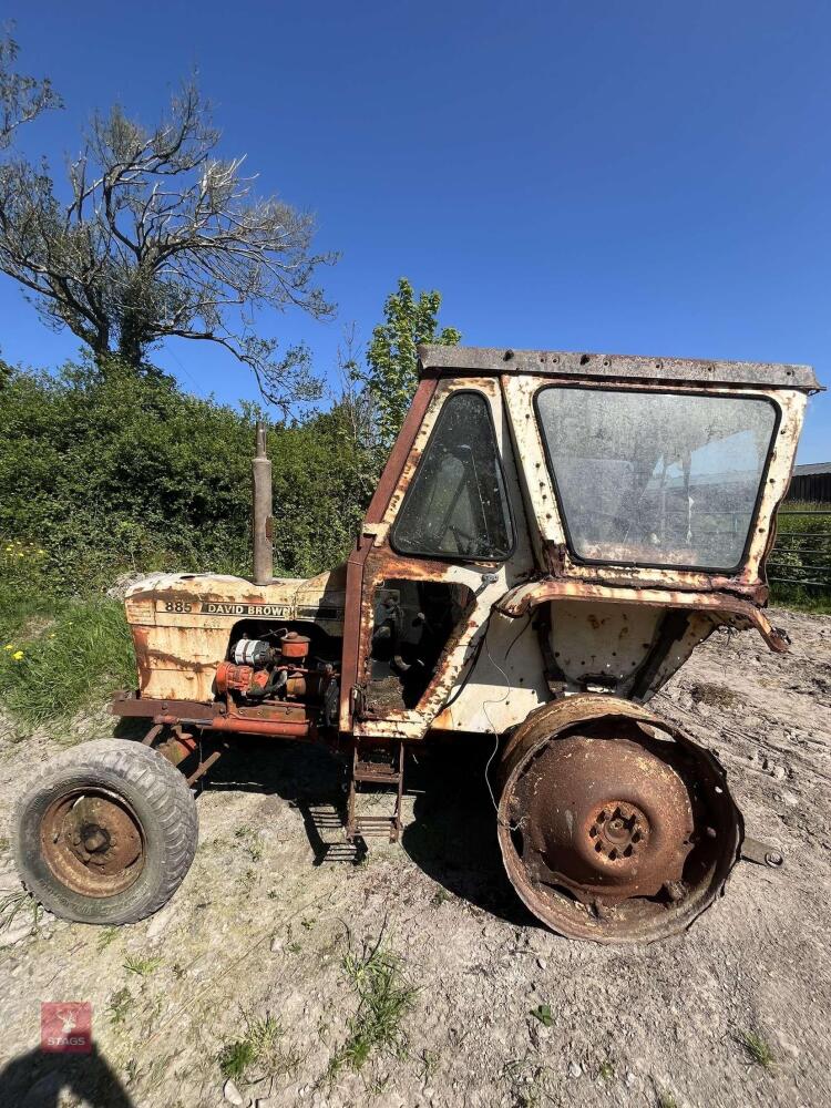 DAVID BROWN 885 2WD TRACTOR (S/R)