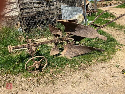 ANTIQUE SINGLE FURROW TURNOVER PLOUGH
