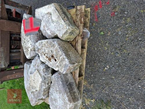LANDSCAPING STONES