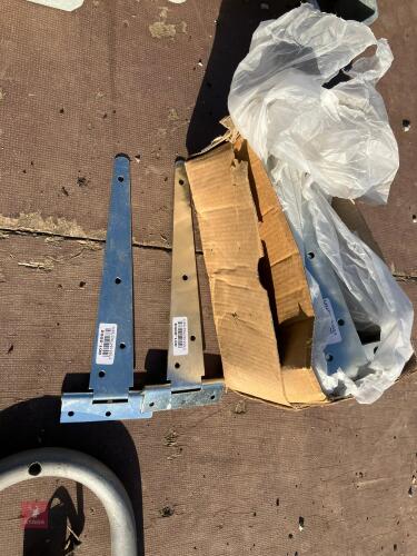 BOX OF 8'' T HINGES
