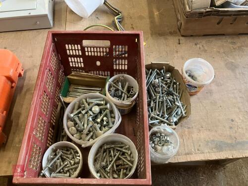LARGE QTY NUTS, BOLTS AND SCREWS