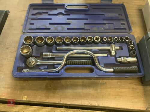 SOCKET SET IN BOX
