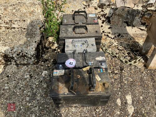5 SCRAP BATTERIES (42)