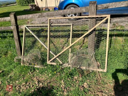 2 CATCHER END PANELS