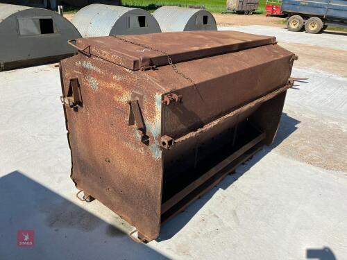 DOUBLE SIDED IRON CREEP FEEDER (8)