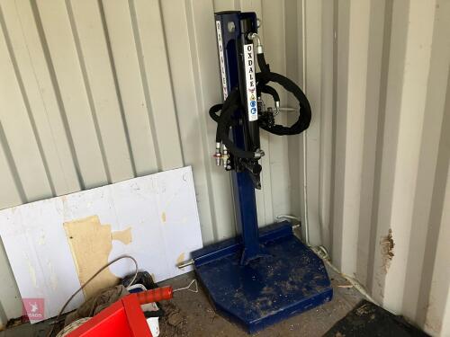 OXDALE HYDRAULIC LOG SPLITTER
