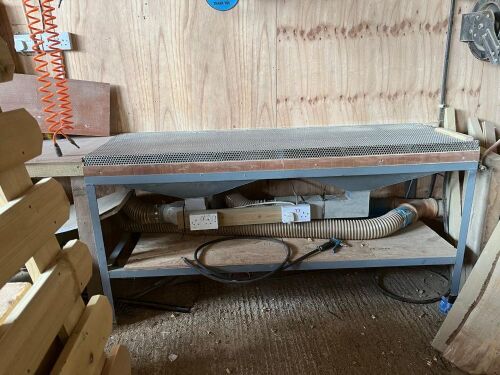 DOWN DRAFT SANDING TABLE