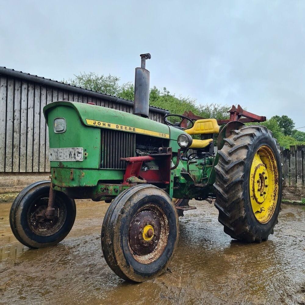 1968 JOHN DEERE 1120 2WD TRACTOR