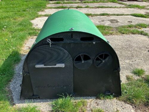 GREEN FROG PLASTIC POULTY HOUSE