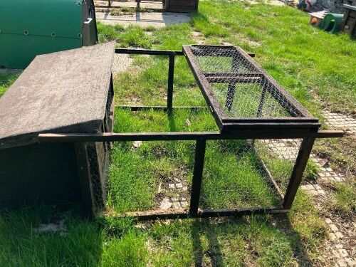 WOODEN CAGE & RUN