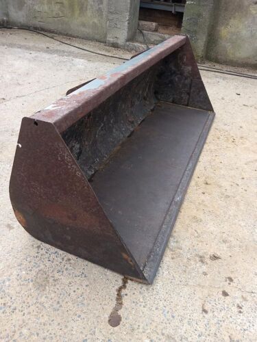 7' 5'' MX LOADER BUCKET