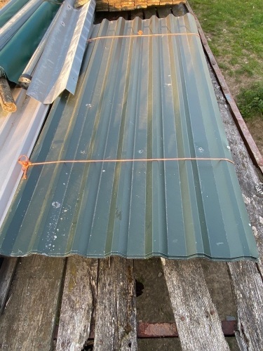 18 X 8' ROOF SHEETS