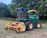 2003 JOHN DEERE 7400 FORAGE HARVESTER