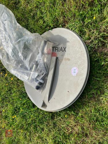 TRIAX SATELLITE DISH & MOUNTS
