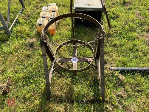 VINTAGE BARREL TIPPER