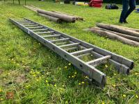 DOUBLE EXTENDING ALUMINIUM LADDER - 8
