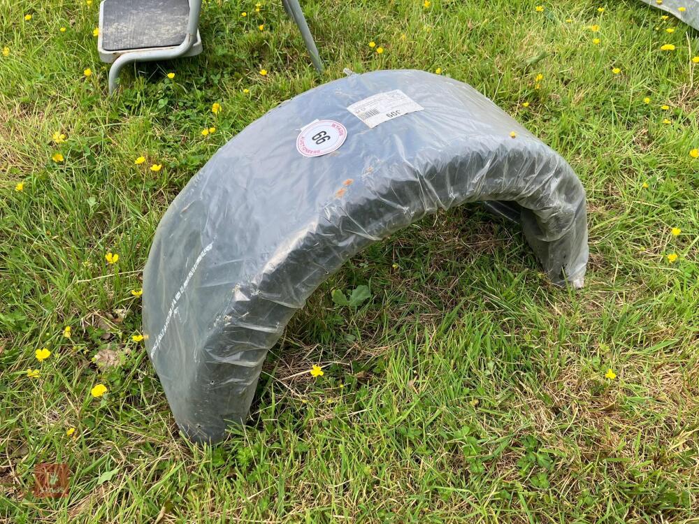 PAIR OF 10' MUDGUARDS