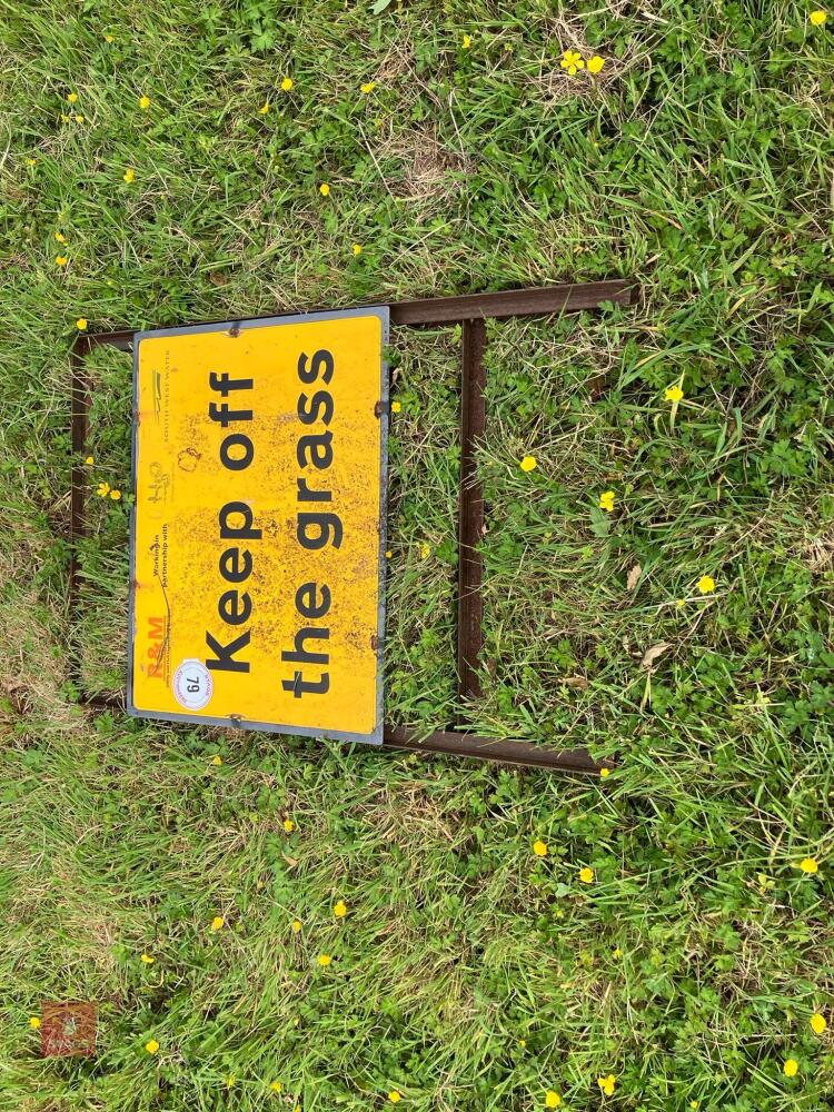 'KEEP OF THE GRASS' METAL SIGNS