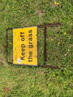 'KEEP OF THE GRASS' METAL SIGNS - 4