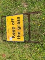 'KEEP OF THE GRASS' METAL SIGNS - 5
