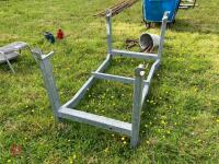 METAL STILLAGE - 4