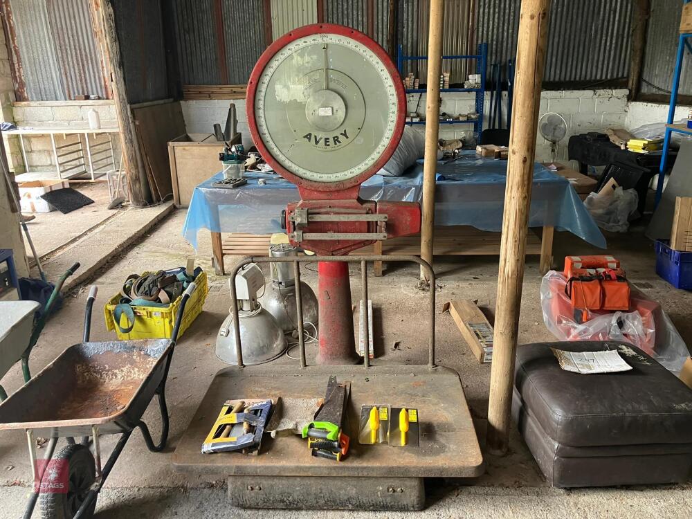 AVERY SCALES 0-500KG