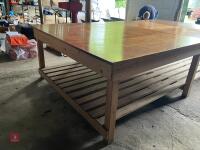 VERY LARGE MATERIAL CUTTING TABLE - 5
