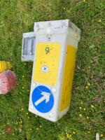 DIRECTIONAL LIGHTING ROAD BOLLARD - 3