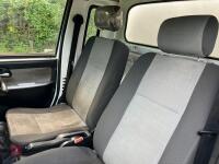 2015 DFSL 10AD HOPPER CATERING VAN - 32