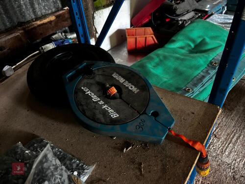 B & D WIND UP FLEXI HOSE, WHEEL & TYRE