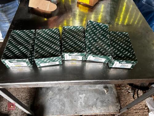 5 BOXES OF WOOD SCREWS VARIOUS SIZES