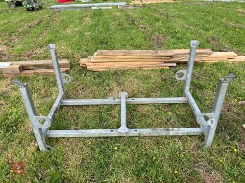 METAL STILLAGE