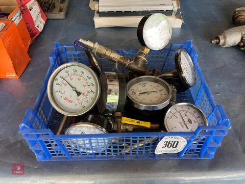 BOX OF TEMPERATURE & PRESSURE GAUGES