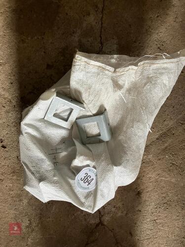 1 BAG OF GALV ANGLED METAL BRACKETS