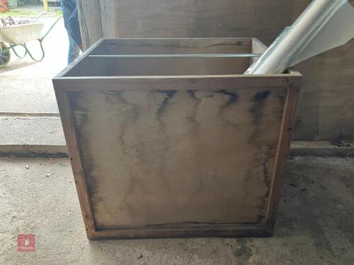 WOODEN CHEST